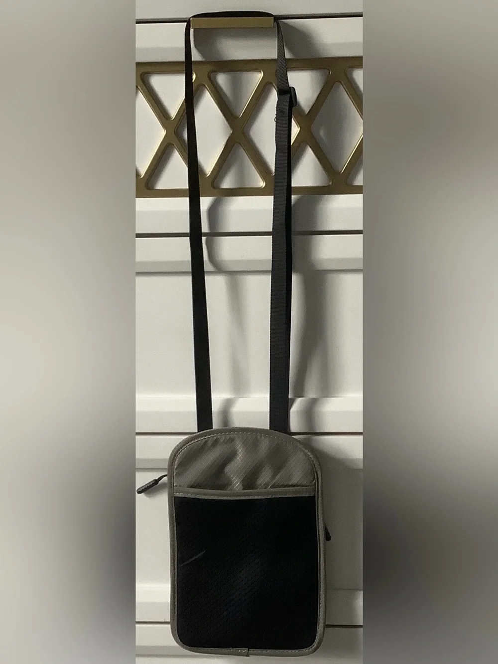 Compact Men's Crossbody Organizer Bag - Unbranded